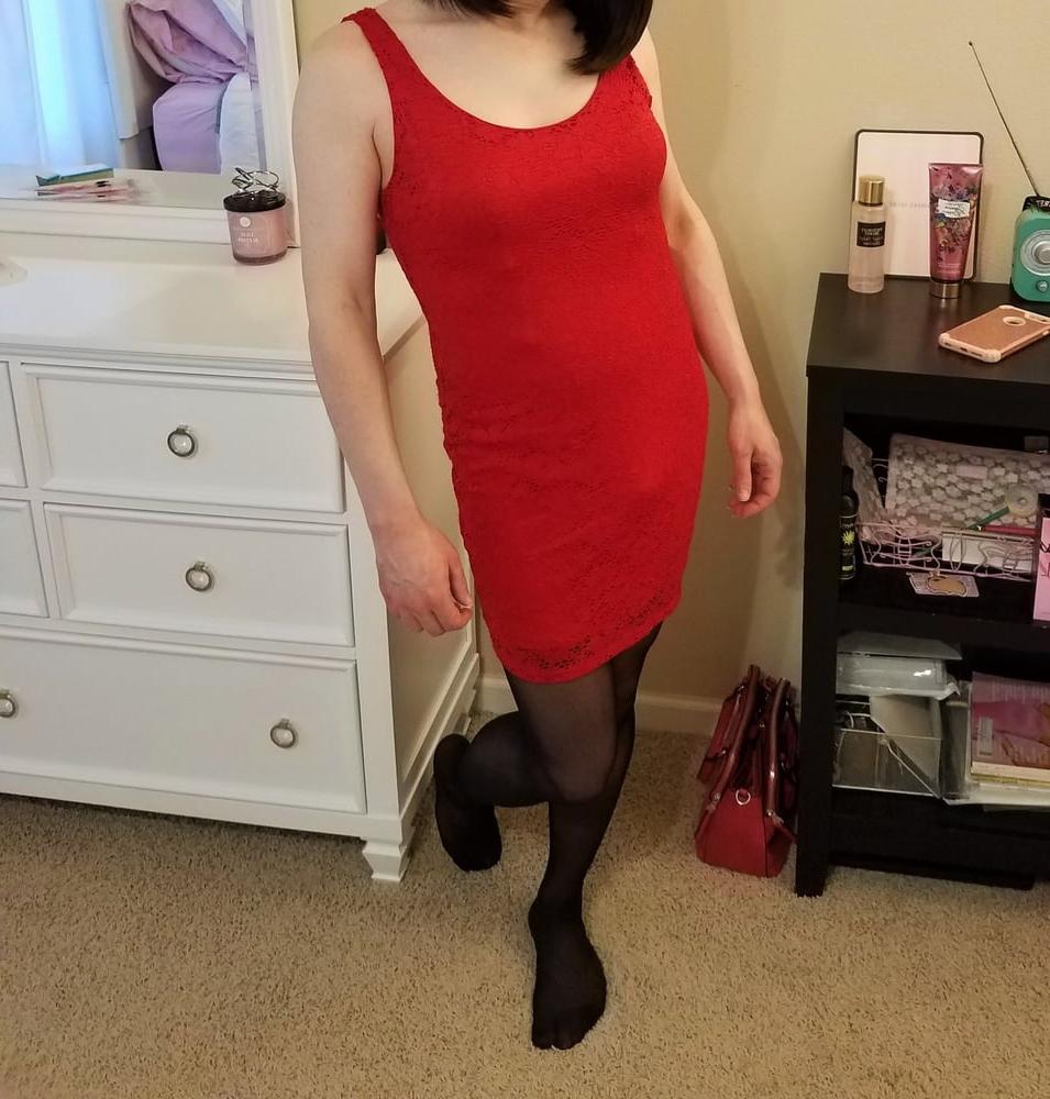 11P Crossdressing Sissy - Dresses Make Me Hard