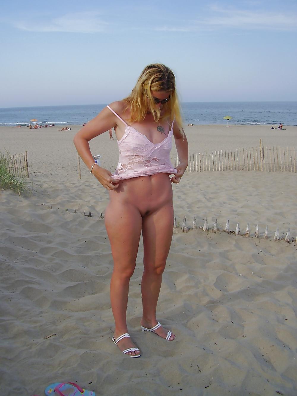 25P French Milf