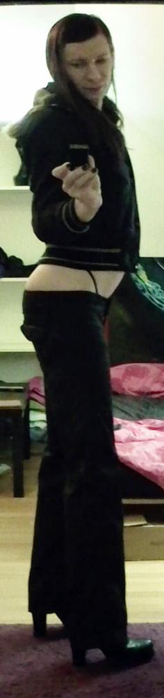 25P Please cum on my jeans
