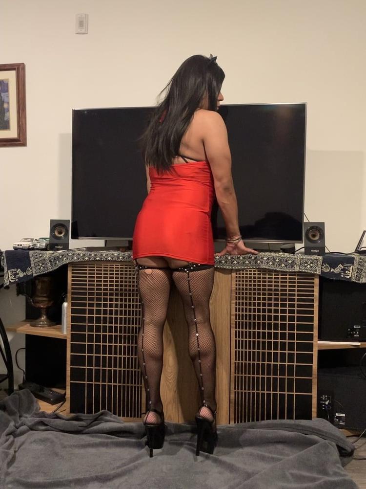16P Round Booty Rachelle in Slutty Club Mini Dresses &amp; Heels
