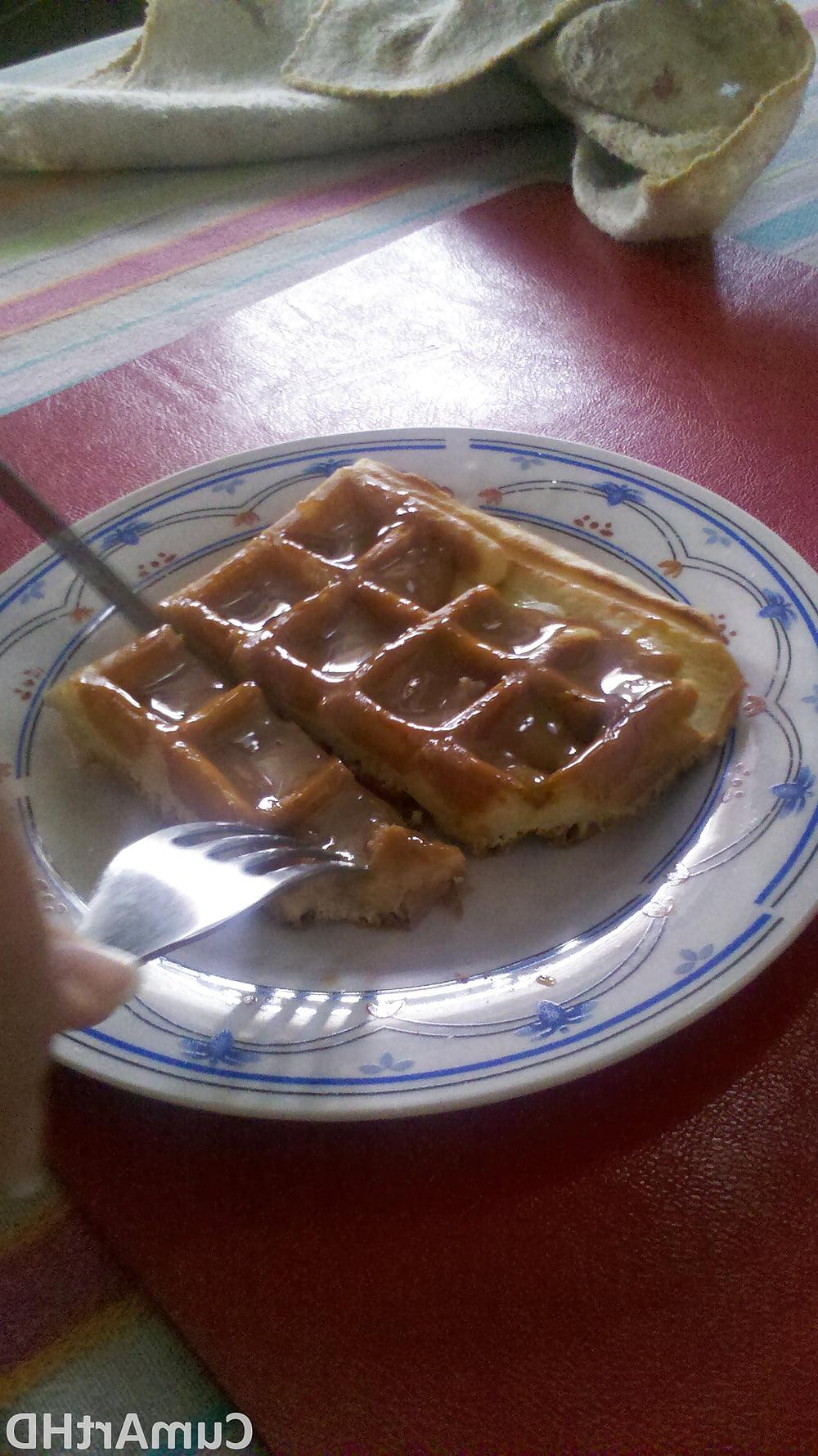 5P Cum on food! Waffle with milk caramel &amp; cum (from 2012)