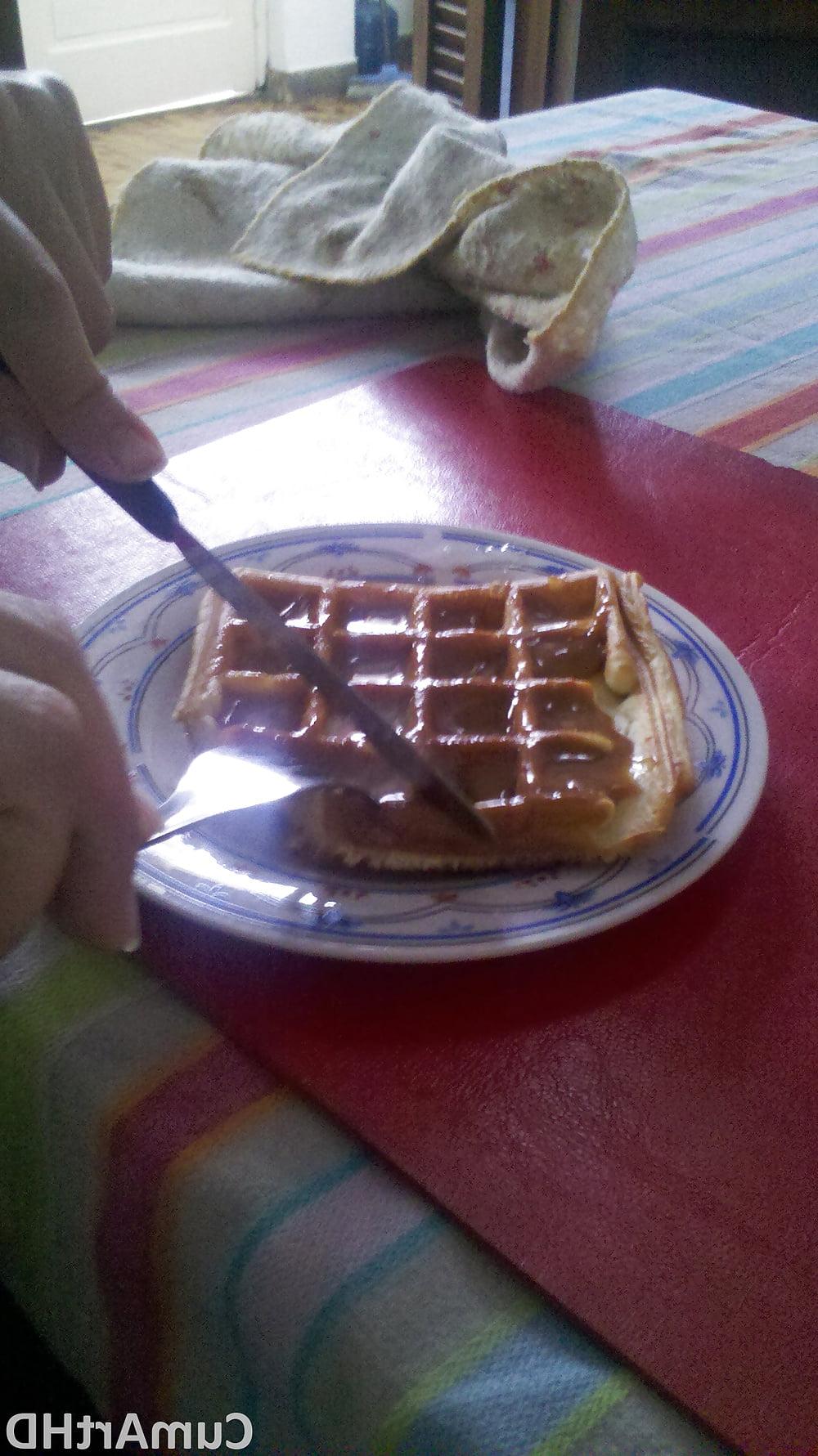 5P Cum on food! Waffle with milk caramel &amp; cum (from 2012)