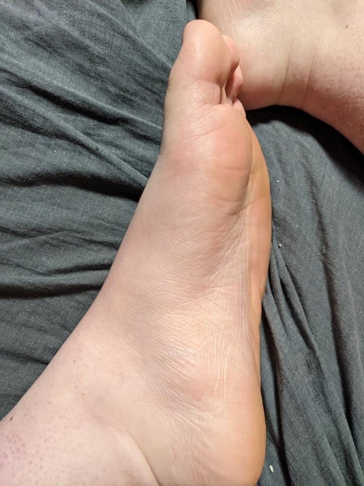 25P Feet Pictures #2 33 feet Pictures to cum on it