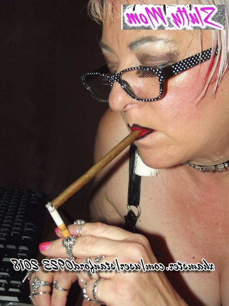 25P SLUTTY MOM 2