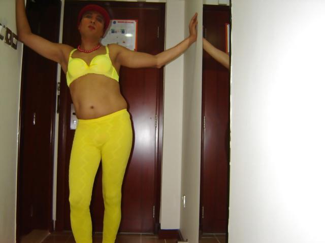 8P Indian Gay Crossdresser