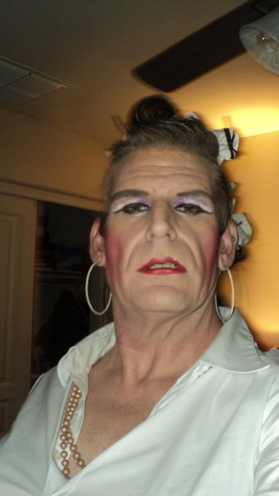 25P new makeup business pant suit  and oher pics of crossdresser