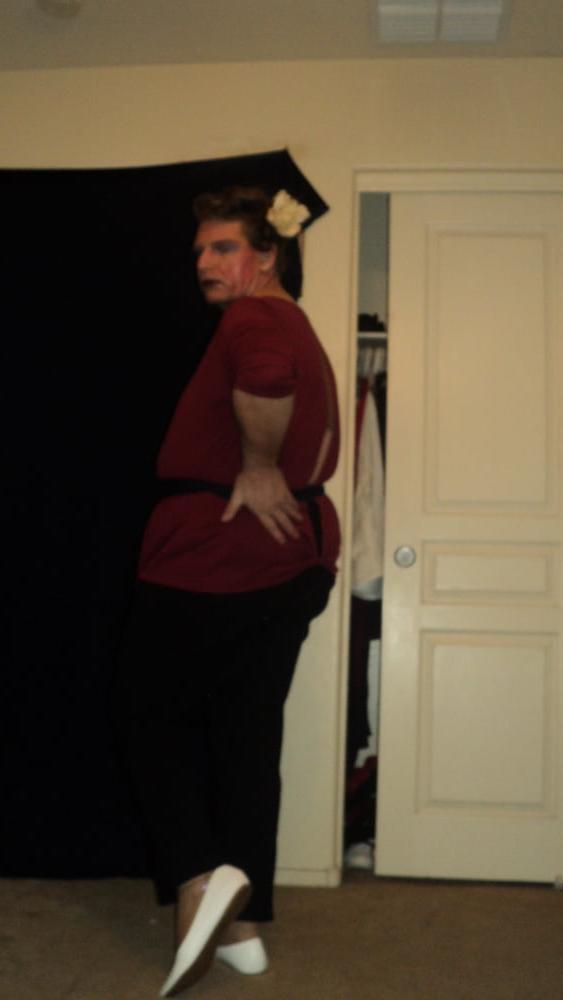 25P new makeup business pant suit  and oher pics of crossdresser
