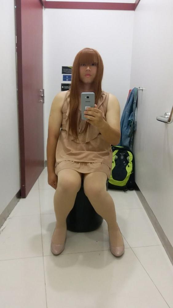 25P Crossdresser 16