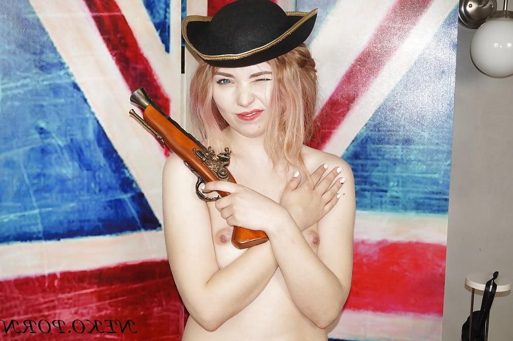 8P Pirate's Courtesan Lilien cosply masturbation porn