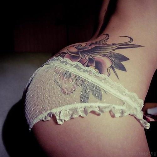 25P Gothic Emo Tattoo.......