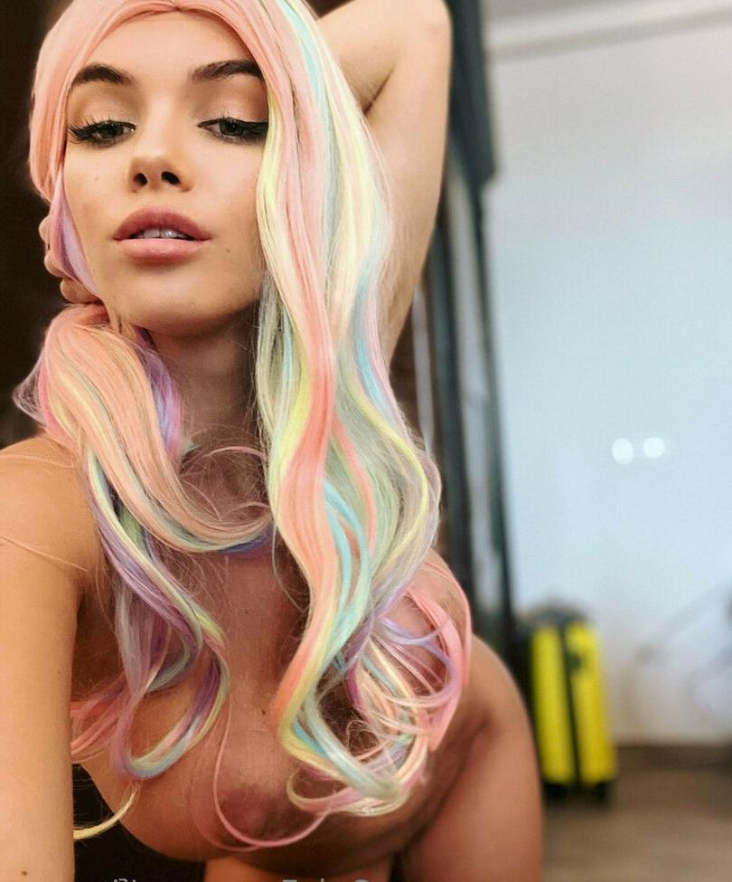 11P FitNancy nude