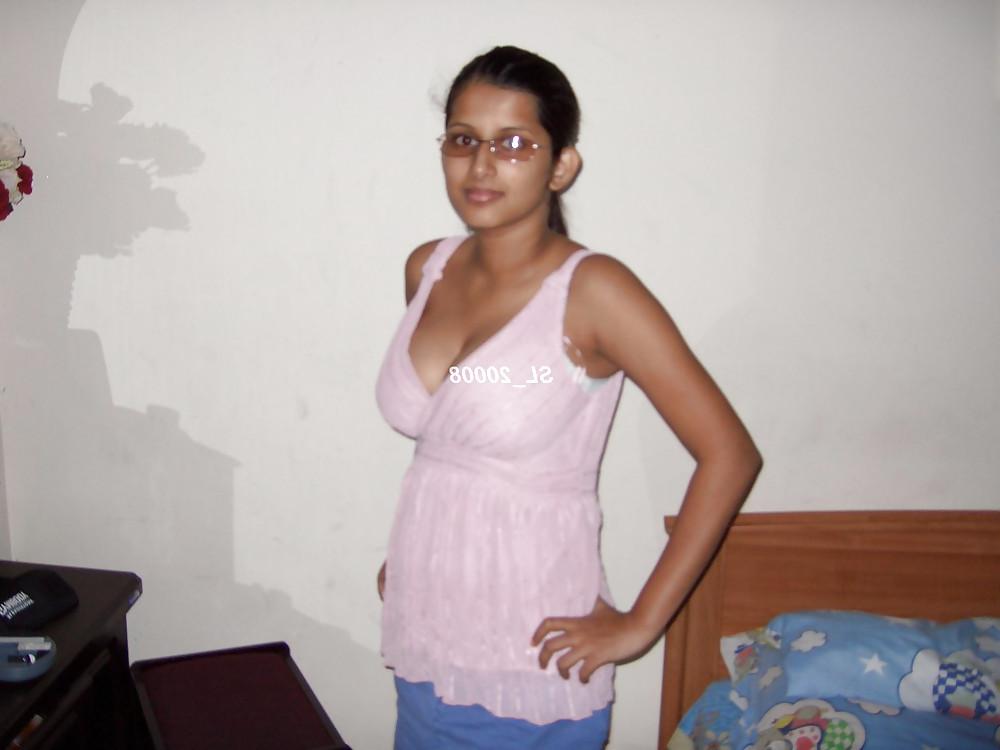 8P Sri lanka sweet bby