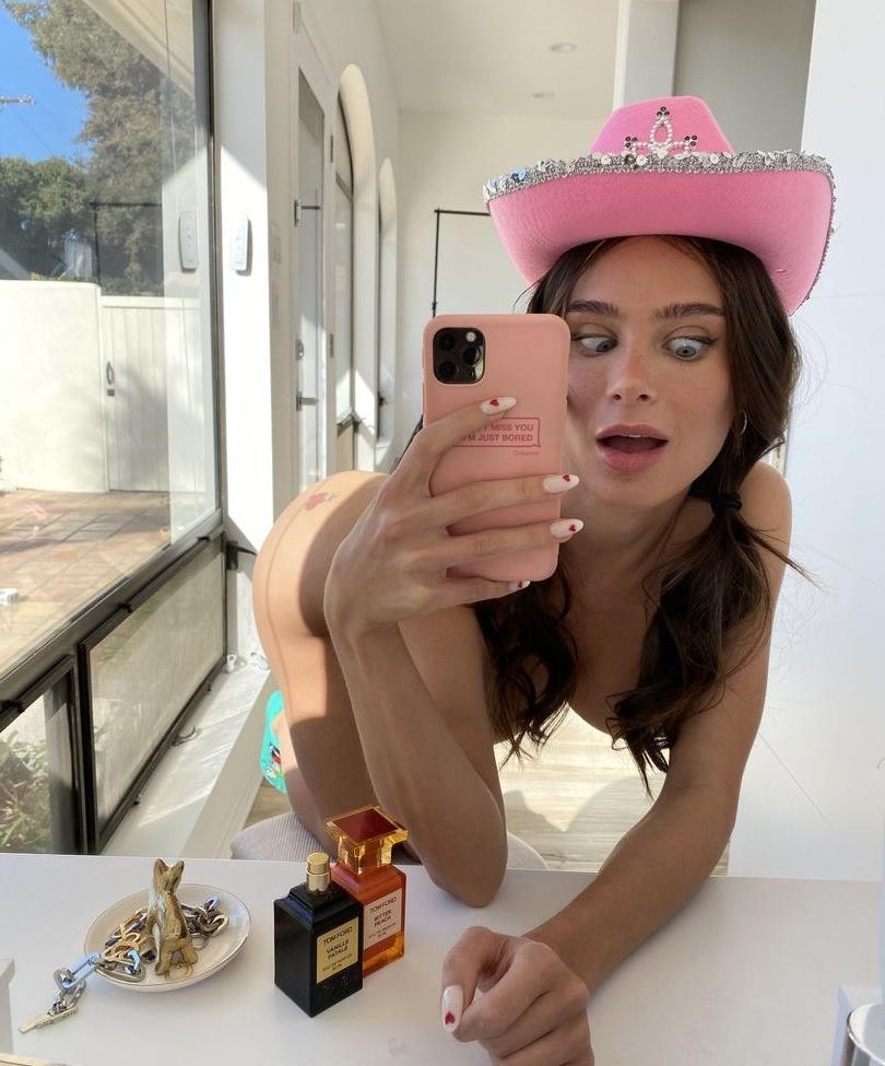 25P Lana Rh0ades nude