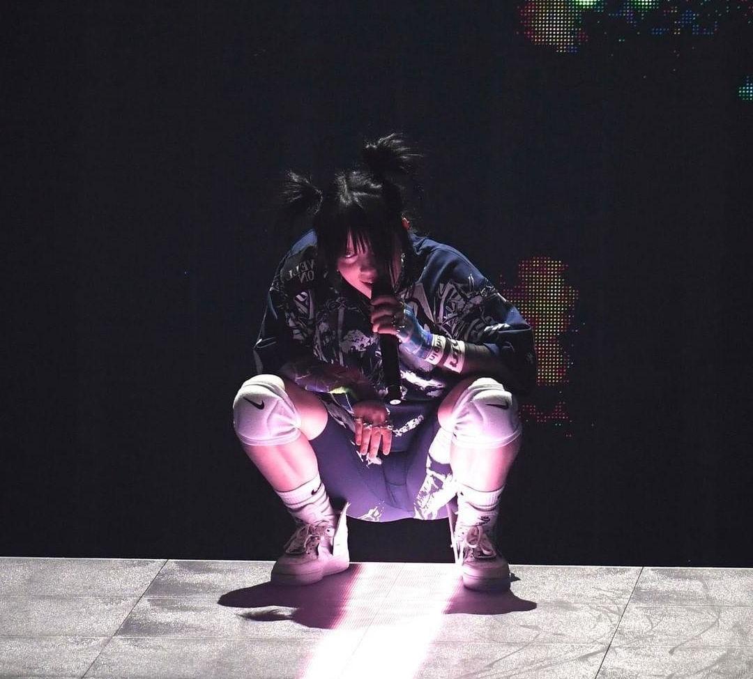 25P Billie Eilish nude