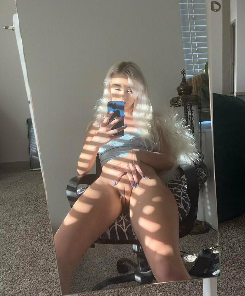25P Alyssa nude