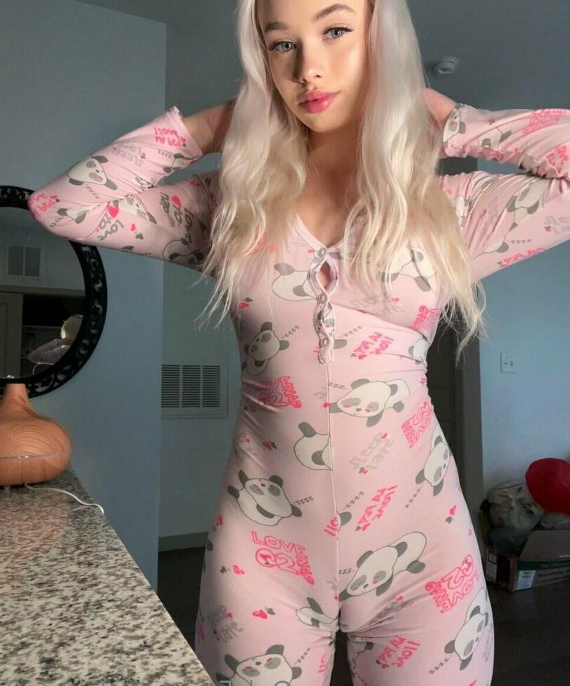 25P Alyssa nude