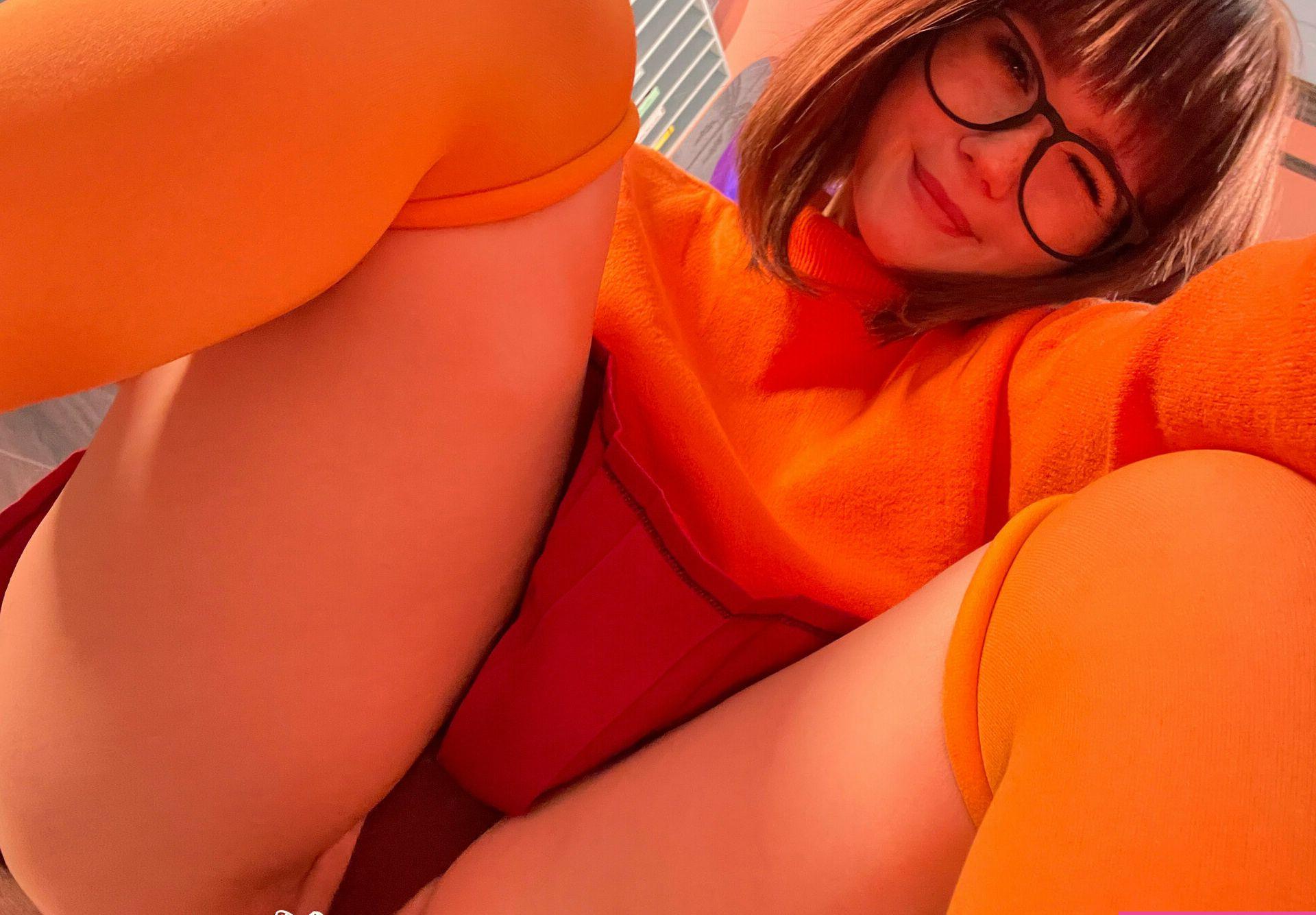 25P Neyrodesu nude