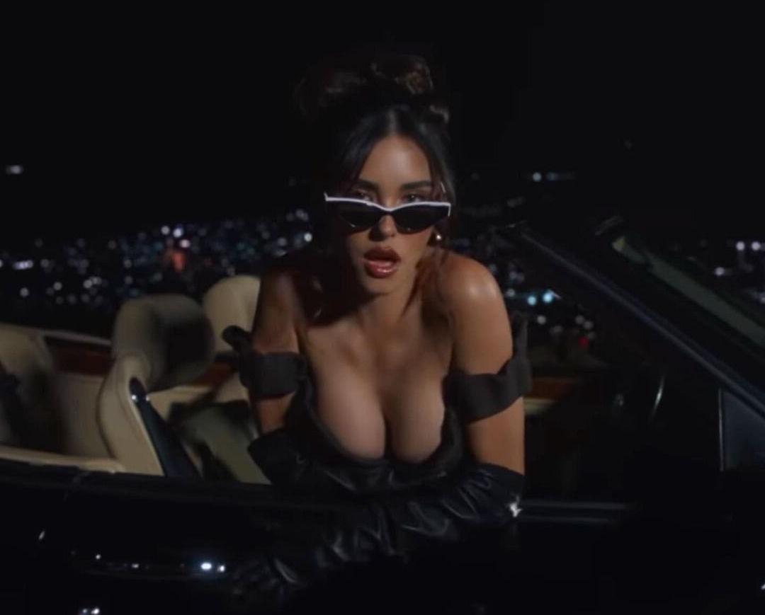 25P Madison Beer nude