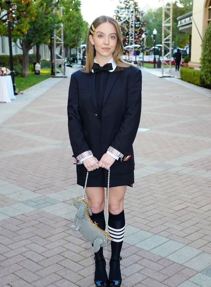 18P Sydney Sweeney nude