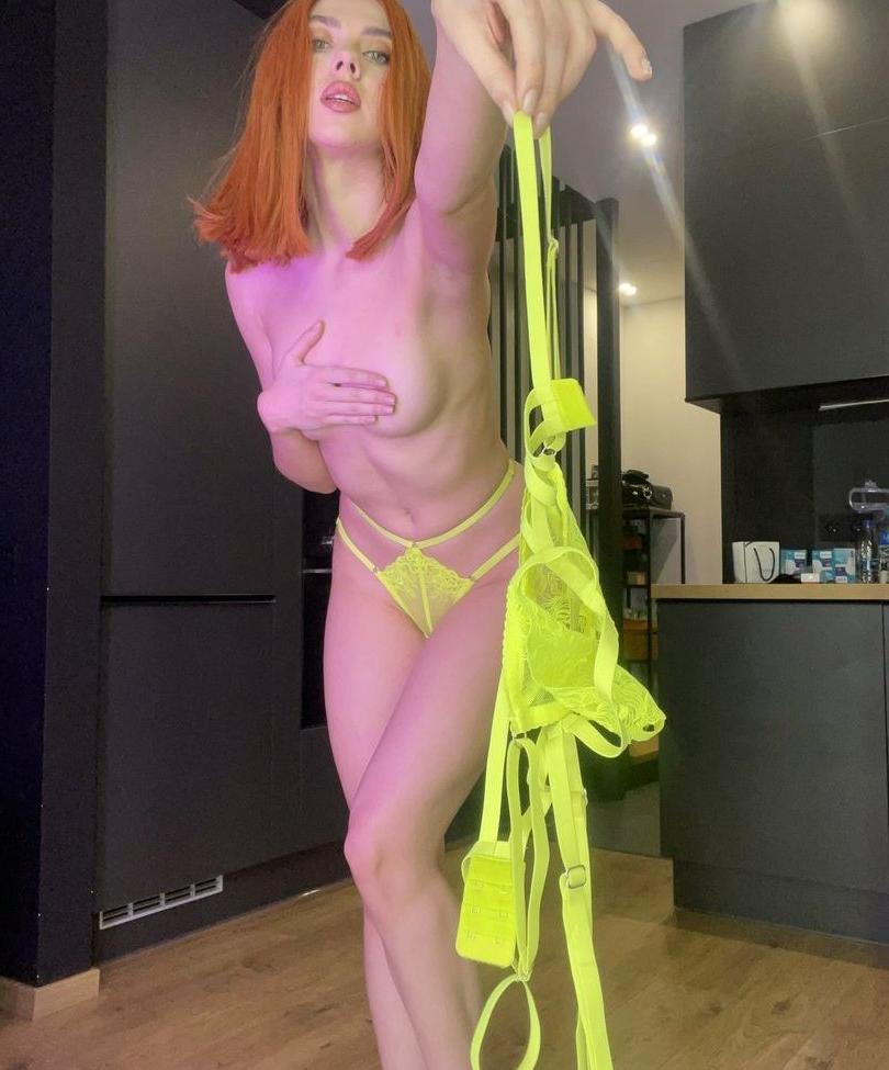 25P Kate Shumskaya nude