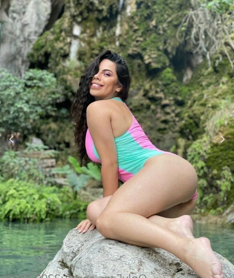 25P Lizbeth Rodríguez nude
