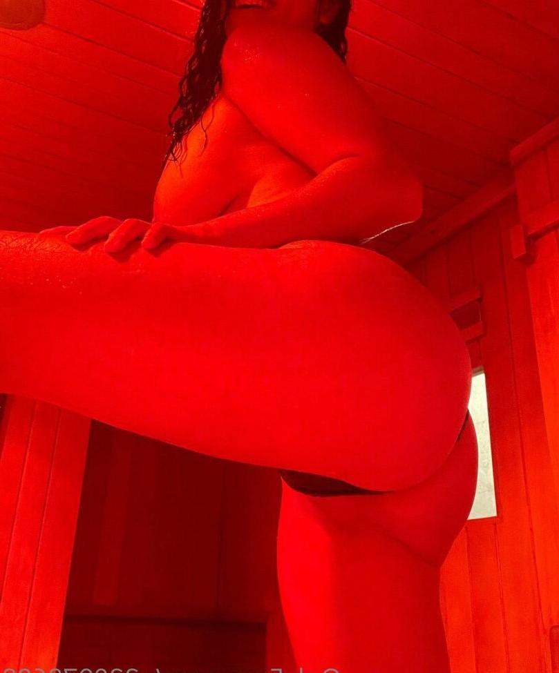 25P Lizbeth Rodríguez nude