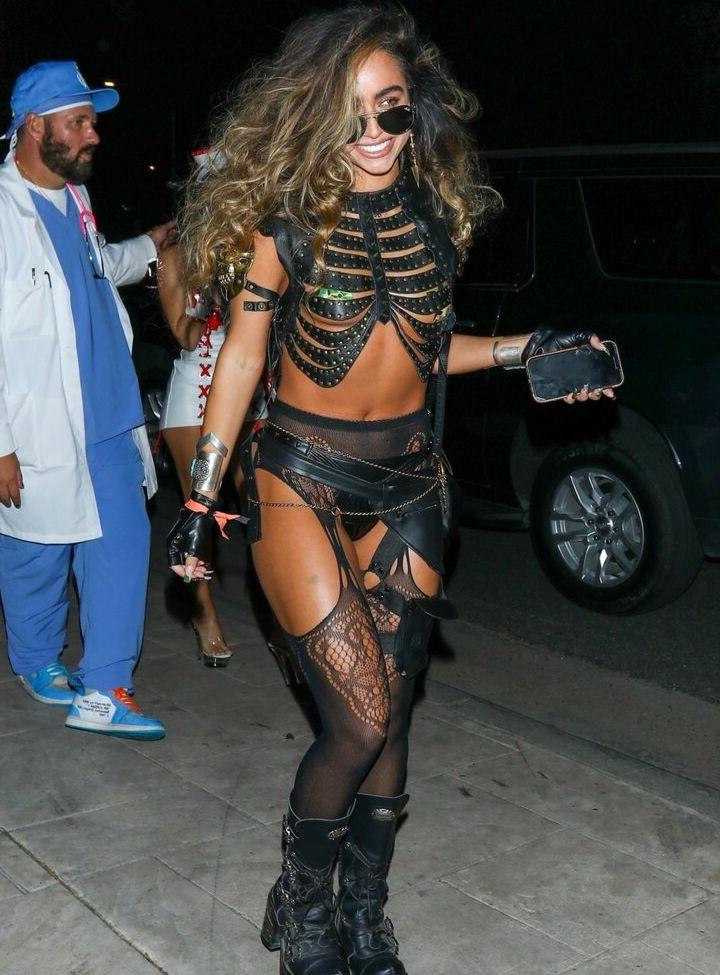 25P Sommer Ray nude