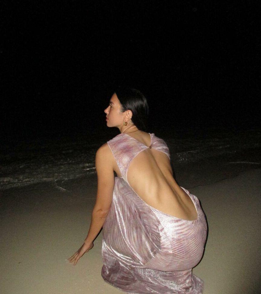 25P Dua Lipa nude
