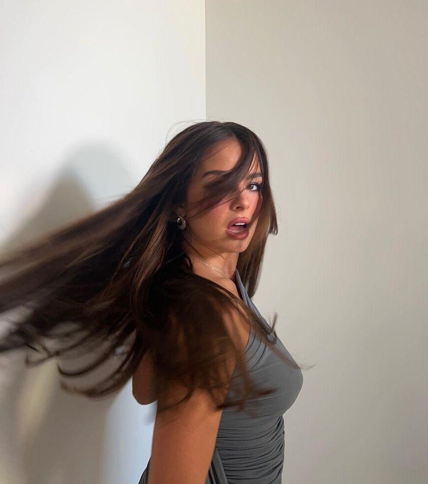 25P Addison Rae nude