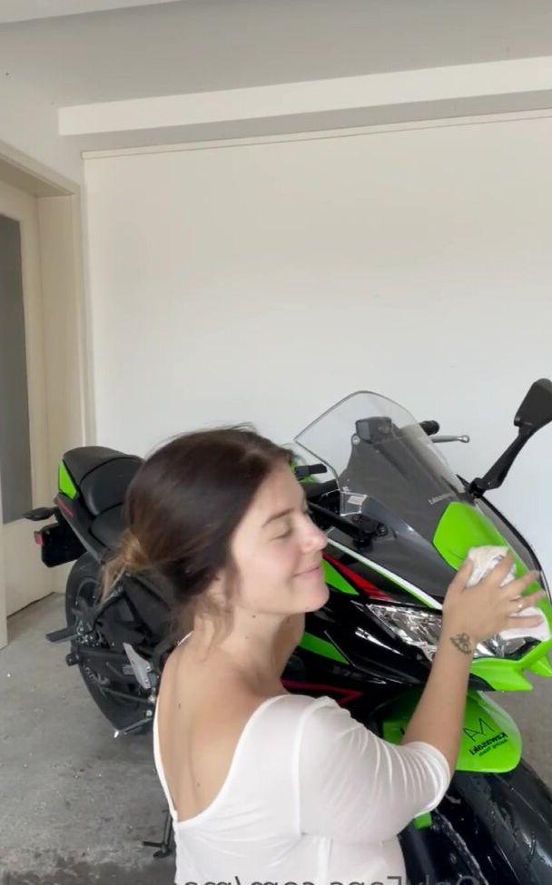 25P Madalina Ioana Filip nude