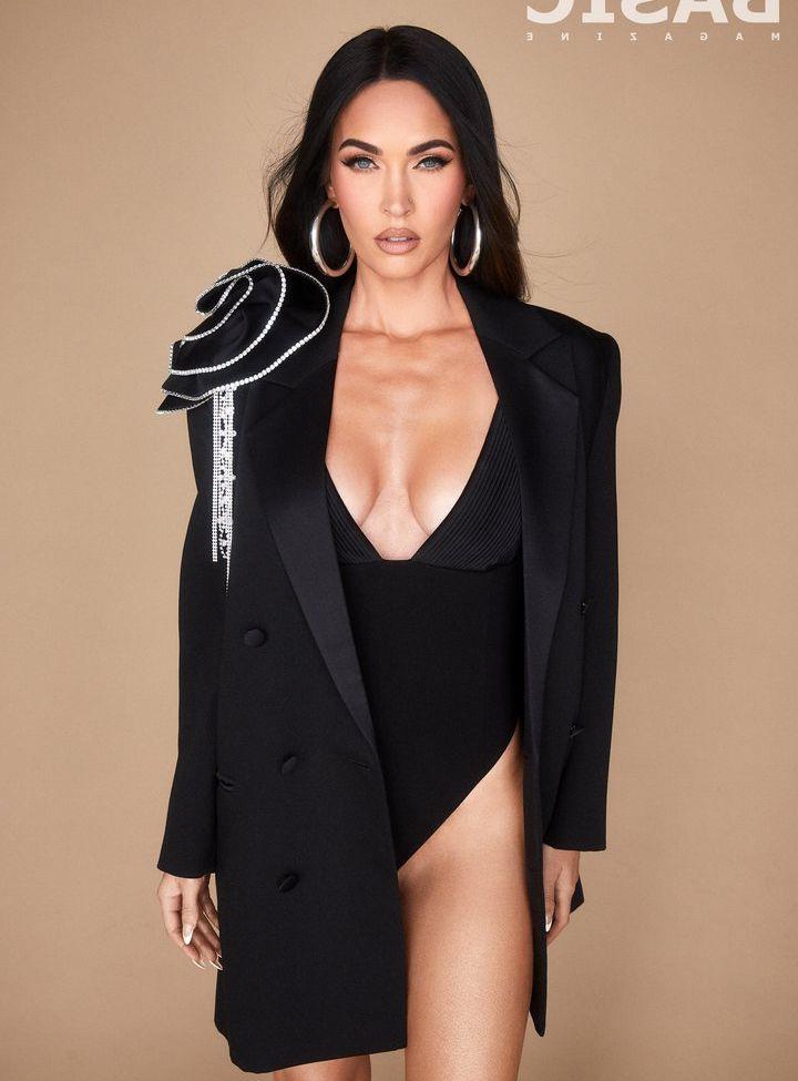 25P Megan Fox nude