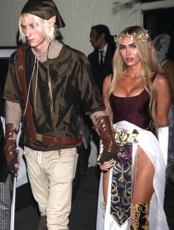 25P Megan Fox nude