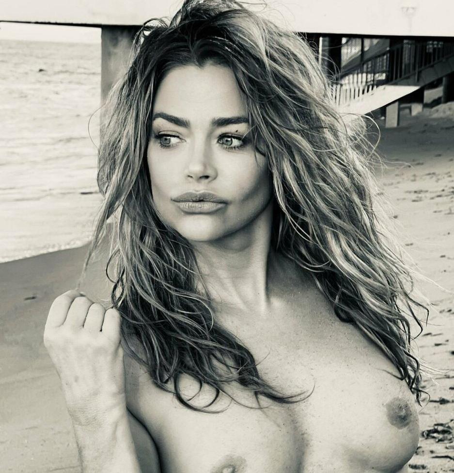 25P Denise Richards nude