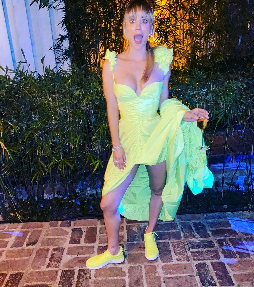 25P Kaley Cuoco nude