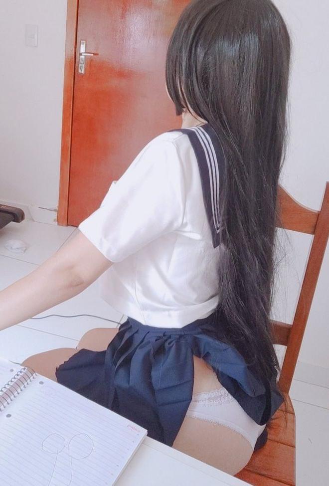 25P Letícia Shirayuki nude