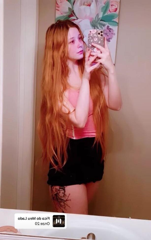 25P Diovana Konigsreuter nude