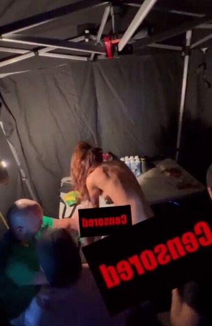 25P Anitta nude