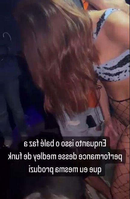 25P Anitta nude