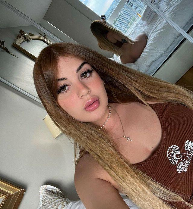 25P Isabela Ramirez nackt