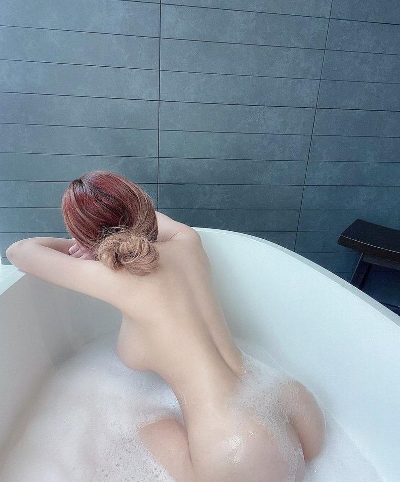 25P Jenna Chew nude