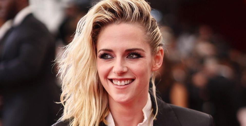25P Kristen Stewart nude