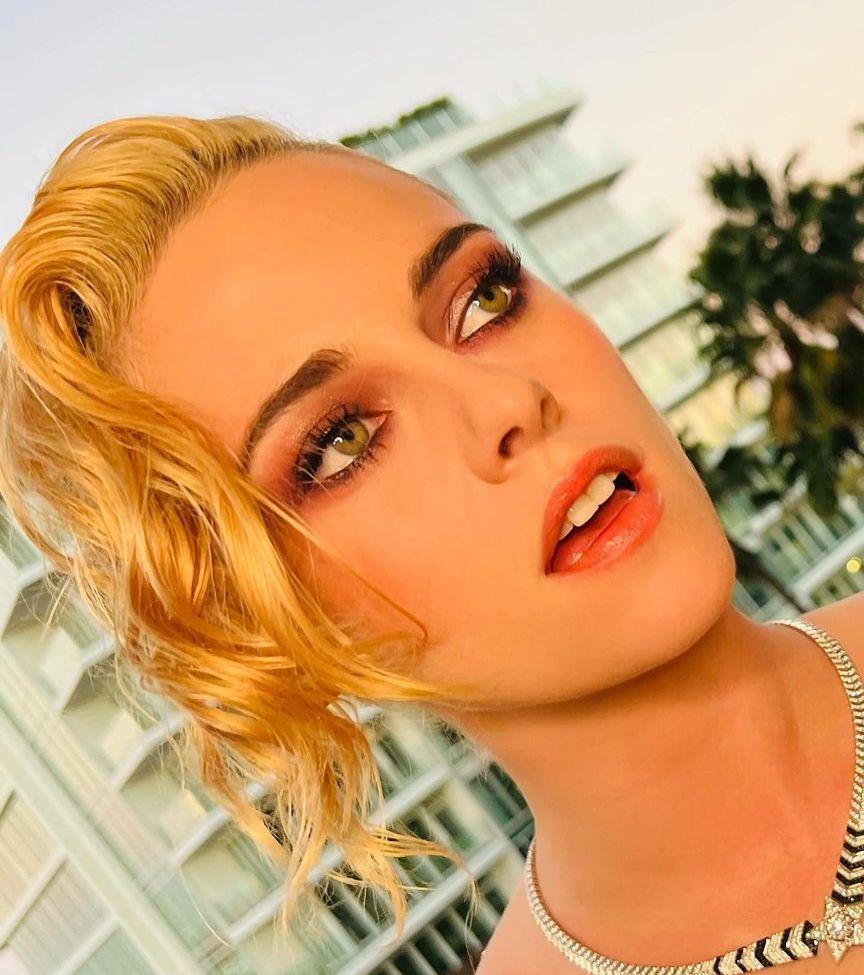 25P Kristen Stewart nude