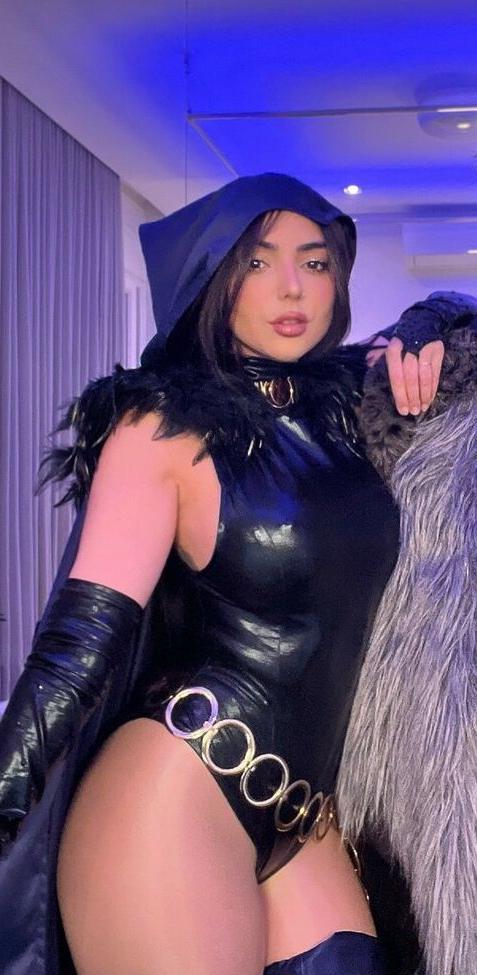 25P Nyvi Estephan nude