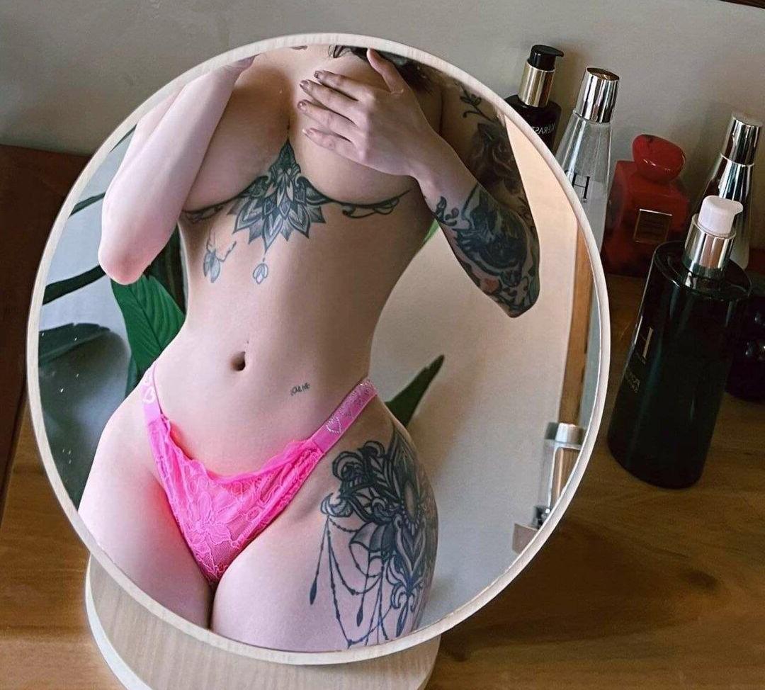 25P Hitomi Songyuxin nude