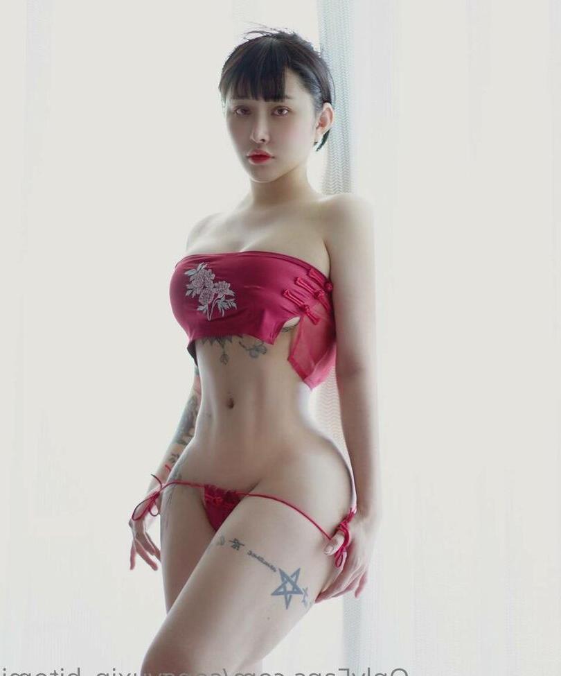 25P Hitomi Songyuxin nude