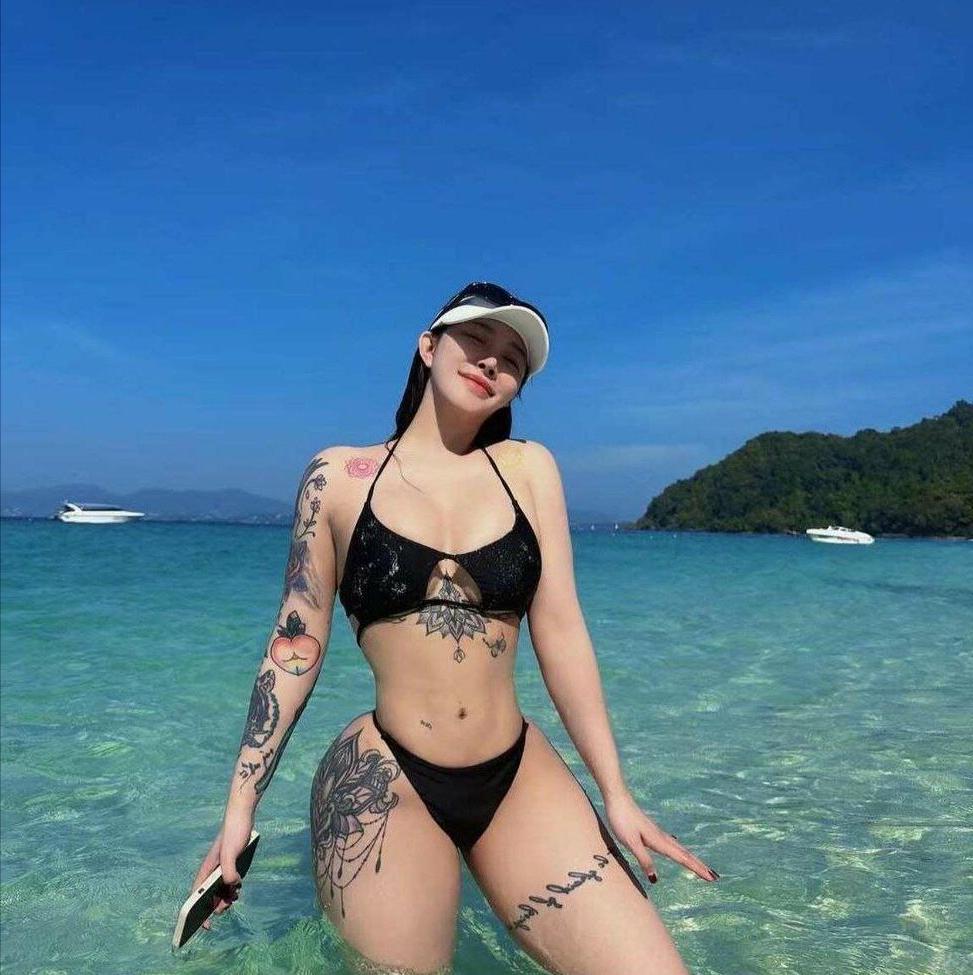 25P Hitomi Songyuxin nude