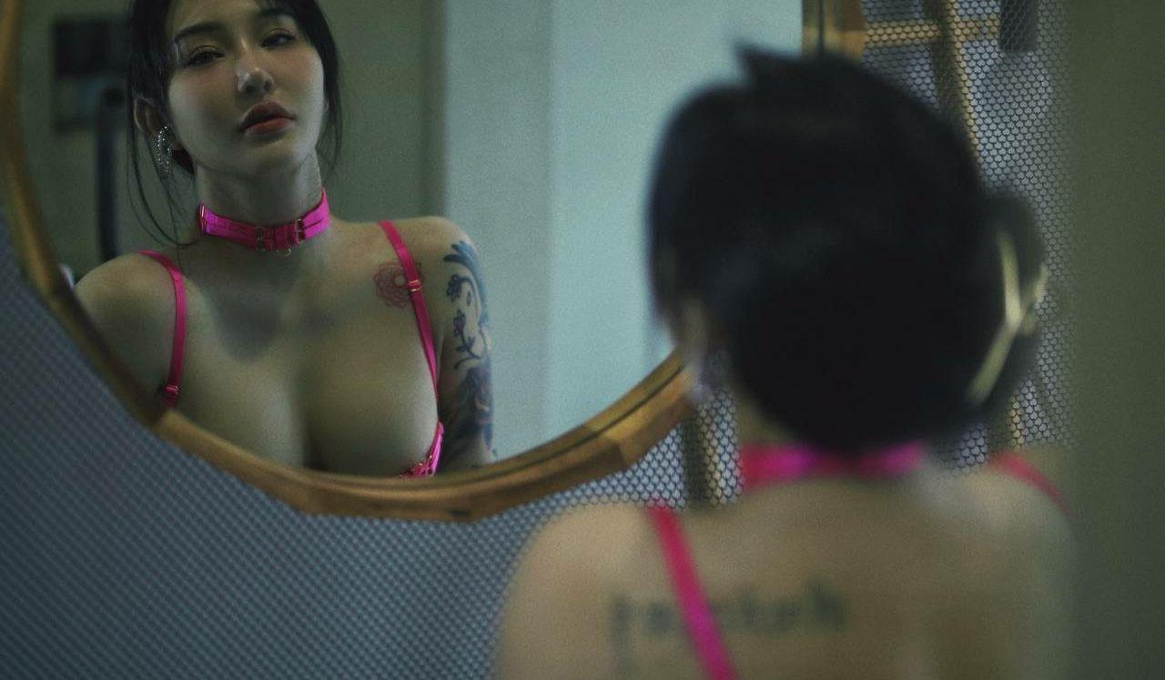 25P Hitomi Songyuxin nude