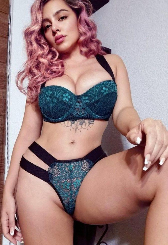 25P Dulce Soltero nude