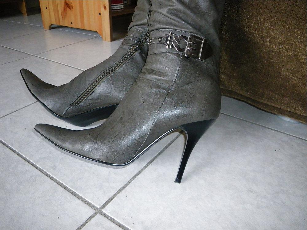 19P Boots