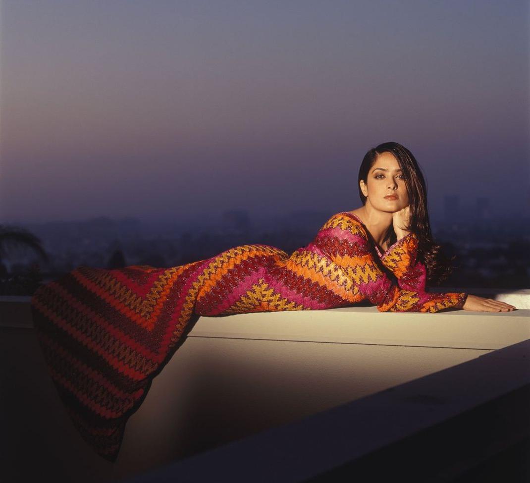 25P Salma Hayek nude
